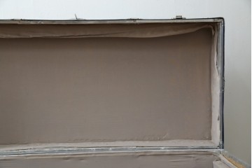 和製ビンテージ　お部屋のアクセントになるジュラルミン船トランク　(R-084547)