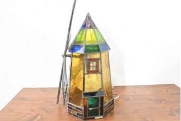 中古　希少!!　作家物!!　ステンドグラス芸術家　伊藤誠二　風車小屋モチーフのステンド卓上ランプ　定価約50万円　(R-084550)