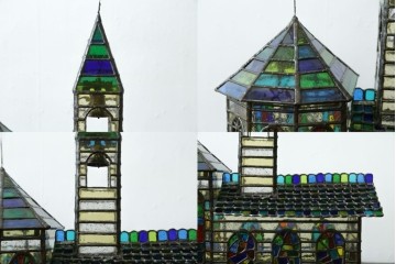 中古　希少!!　作家物!!　ステンドグラス芸術家　伊藤誠二　アートピースとして楽しめるカラフルな家のテーブルライト　定価約50万円　(R-084555)