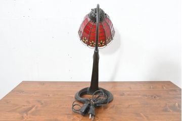 中古　希少!!　作家物!!　ステンドグラス芸術家　伊藤誠二　丁寧に作りこまれた花模様のデスクスタンド(テーブルランプ、テーブルスタンド、卓上照明、卓上ランプ、ナイトスタンド)(定価約17万円)(R-084556)