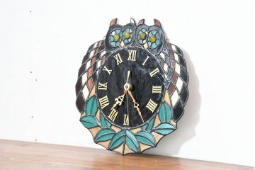 中古　希少!!　作家物!!　ステンドグラス芸術家　伊藤誠二　つがいの梟(フクロウ・ふくろう)　ステンドグラスの壁掛け時計(ウォールクロック)(定価約13万円)(R-084558)
