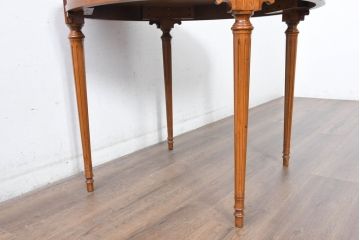 中古　美品　DREXEL HERITAGE(ドレクセルヘリテイジ)　Et Cetera(エトセトラ)コレクション　優美なシルエットが目を引く小振りサイズのラウンドテーブル(ダイニングテーブル、丸テーブル、コーヒーテーブル、カフェテーブル)(R-084559)