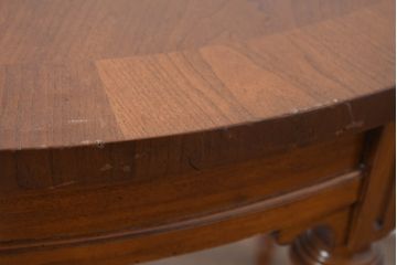 中古　美品　DREXEL HERITAGE(ドレクセルヘリテイジ)　Et Cetera(エトセトラ)コレクション　優美なシルエットが目を引く小振りサイズのラウンドテーブル(ダイニングテーブル、丸テーブル、コーヒーテーブル、カフェテーブル)(R-084559)