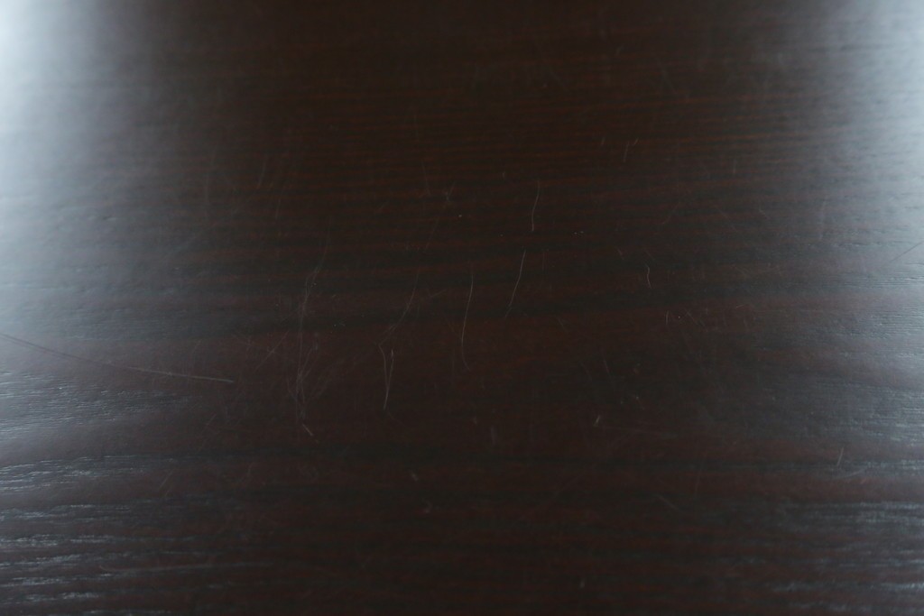 中古　美品!!　栗材　和モダン空間を彩る格子デザインの水屋箪笥　(R-084560)