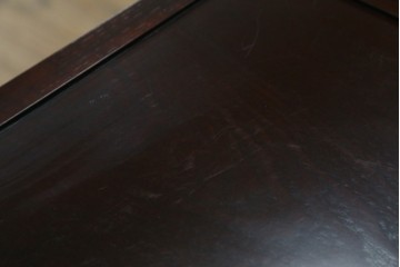 中古　美品!!　栗材　和モダン空間を彩る格子デザインの水屋箪笥　(R-084560)