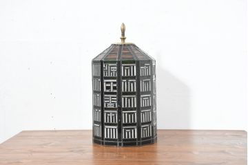 中古　希少!!　作家物!!　ステンドグラス芸術家　伊藤誠二　アートピースとして楽しめるステンドグラスの卓上照明(テーブルランプ、テーブルスタンド、卓上ランプ、ナイトスタンド、ガラスアート、オブジェ)(定価約38万円)(R-084561)