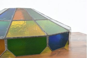 《引っ掛けシーリング式ペンダントライト加工費込み》　中古　希少!!　作家物!!　ステンドグラス芸術家　伊藤誠二　ステンドグラスのペンダントライト(天井照明、吊り下げ照明、シェード、電笠)(R-084562)
