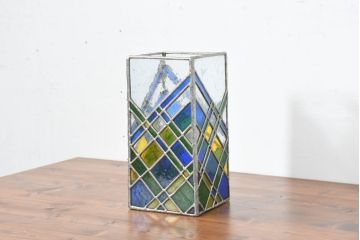 中古　希少!!　作家物!!　ステンドグラス芸術家　伊藤誠二　光を通すカラフルなステンドグラスが美しいキャンドルシェード(ろうそく立て、キャンドルホルダー、造花スタンド、ガラスアート、オブジェ、飾り、置物)(定価約7万円)(R-084563)