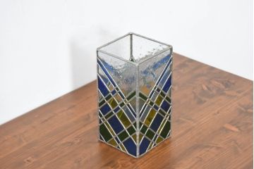 中古　希少!!　作家物!!　ステンドグラス芸術家　伊藤誠二　光を通すカラフルなステンドグラスが美しいキャンドルシェード(ろうそく立て、キャンドルホルダー、造花スタンド、ガラスアート、オブジェ、飾り、置物)(定価約7万円)(R-084563)