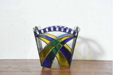 中古　希少!!　作家物!!　ステンドグラス芸術家　伊藤誠二　曲線で魅せる幻想的なデザインのシェード　定価約16万円相当　(R-084567)