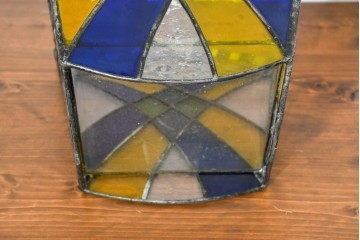 中古　希少!!　作家物!!　ステンドグラス芸術家　伊藤誠二　曲線で魅せる幻想的なデザインのシェード　定価約16万円相当　(R-084567)