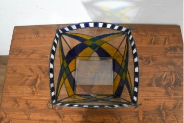 中古　希少!!　作家物!!　ステンドグラス芸術家　伊藤誠二　曲線で魅せる幻想的なデザインのシェード　定価約16万円相当　(R-084567)