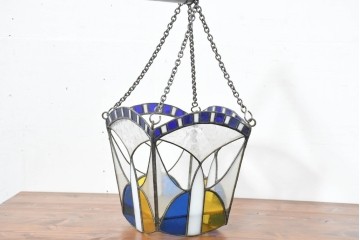 中古　希少!!　作家物!!　ステンドグラス芸術家　伊藤誠二　光と曲線で魅せるステンドグラスのシェード　定価約14万円相当　(R-084568)