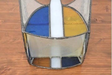 中古　希少!!　作家物!!　ステンドグラス芸術家　伊藤誠二　光と曲線で魅せるステンドグラスのシェード　定価約14万円相当　(R-084568)