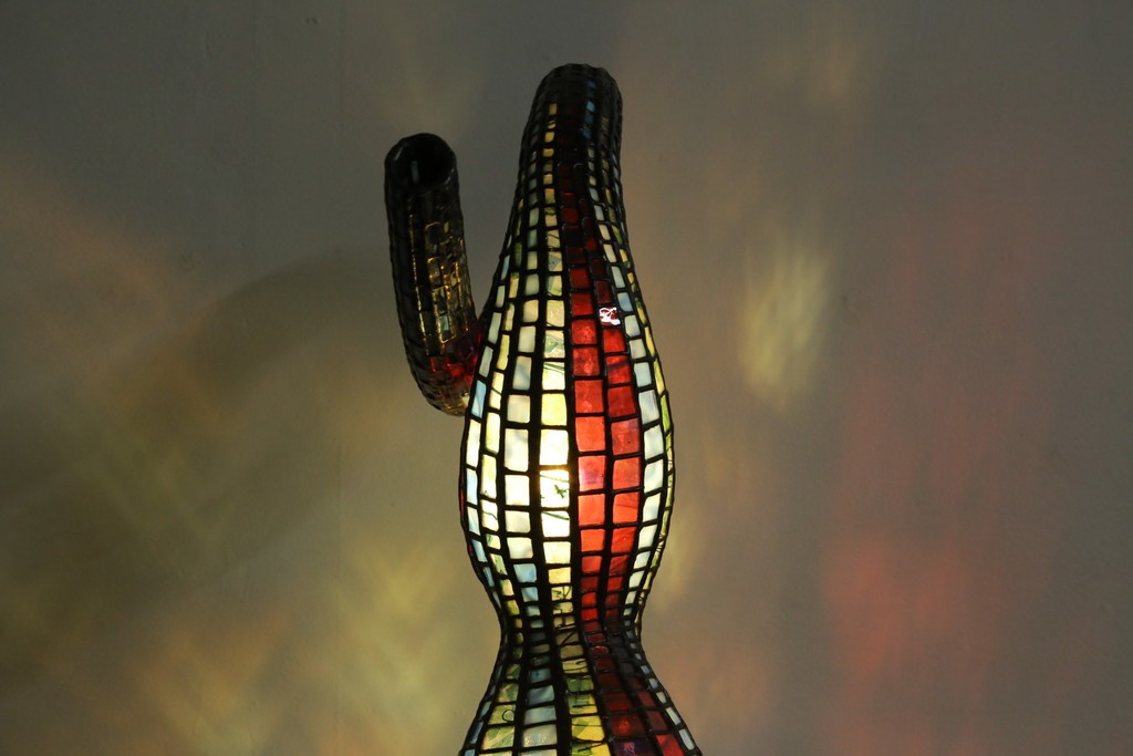 中古　希少!!　作家物!!　ステンドグラス芸術家　伊藤誠二　ひょうたん型の卓上照明　定価約45万円　(R-084574)