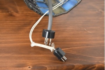 中古　希少!!　作家物!!　ステンドグラス芸術家　伊藤誠二　ひょうたん型の卓上照明　定価約45万円相当　(R-084574)