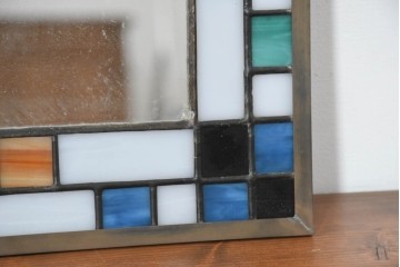 中古　希少!!　作家物!!　ステンドグラス芸術家　伊藤誠二　色ガラスが縁取るステンドグラスのミラー　定価約8万円相当　(R-084575)