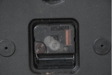 中古　希少!!　作家物!!　ステンドグラス芸術家　伊藤誠二　マーブルガラスをあしらったおしゃれなスクエア型の壁掛け時計　定価約4万円相当　(R-084577)