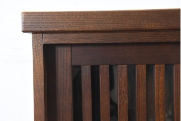 中古　美品　民芸家具　和光　ナラ材　落ち着いた佇まいが魅力的な水屋箪笥　(R-084580)