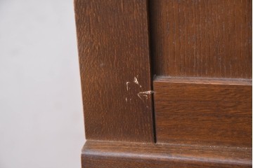 中古　美品　民芸家具　和光　ナラ材　落ち着いた佇まいが魅力的な水屋箪笥　(R-084580)