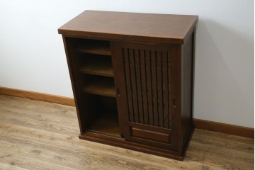 中古　美品　民芸家具　和光　ナラ材　落ち着いた佇まいが魅力的な水屋箪笥サイドキャビネット　(R-084581)