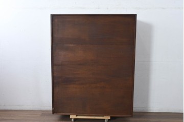 《脚(台輪)取り付け加工費込み》　中古　超美品　軽井沢彫り　桜文様の精緻な木彫が映えるガラス戸食器棚　(R-084583)