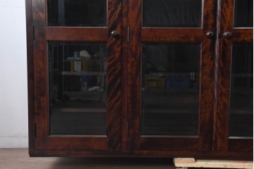 《脚(台輪)取り付け加工費込み》　中古　九州民芸家具　洗練された佇まいと大容量の収納力を兼ね備えたシックな食器棚　(R-084585)