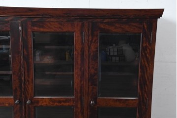 《脚(台輪)取り付け加工費込み》　中古　九州民芸家具　洗練された佇まいと大容量の収納力を兼ね備えたシックな食器棚　(R-084585)