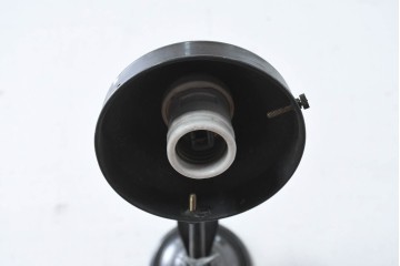 和製ビンテージ　柔らかなカーブと葉のモチーフが印象的な壁付けブラケット　(R-084587)