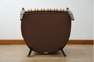 中古　カリモク家具(karimoku)　domani(ドマーニ)　QUEENS LIFE(クイーンズライフ)　クラシカルな空間を演出するアームチェア　定価約27万6千円　(R-084589)