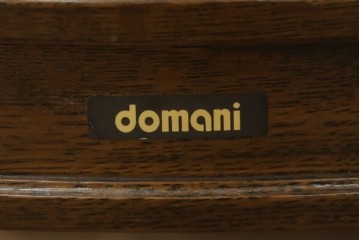 中古　カリモク家具(karimoku)　domani(ドマーニ)　QUEENS LIFE(クイーンズライフ)　クラシカルな空間を演出するアームチェア　定価約27万6千円　(R-084589)