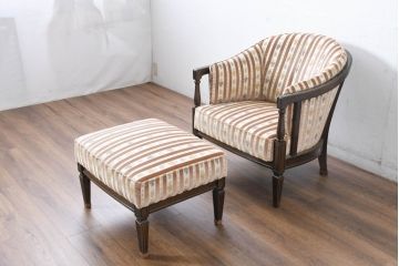  カリモク家具(karimoku)　domani(ドマーニ)　QUEENS LIFE(クイーンズライフ)　クラシカルな空間を演出するスツール　定価約10万円相当　(R-084590)