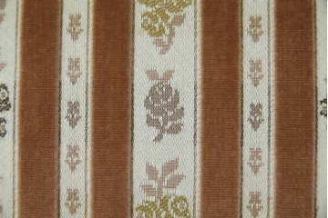 中古　カリモク家具(karimoku)　domani(ドマーニ)　QUEENS LIFE(クイーンズライフ)　クラシカルな空間を演出するスツール　定価約10万円相当　(R-084590)