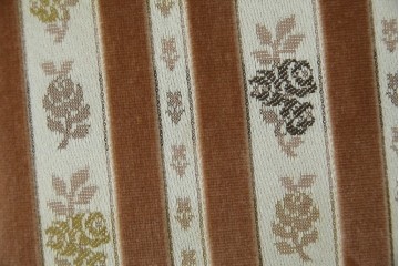 中古　カリモク家具(karimoku)　domani(ドマーニ)　QUEENS LIFE(クイーンズライフ)　クラシカルな空間を演出するスツール　定価約10万円相当　(R-084590)