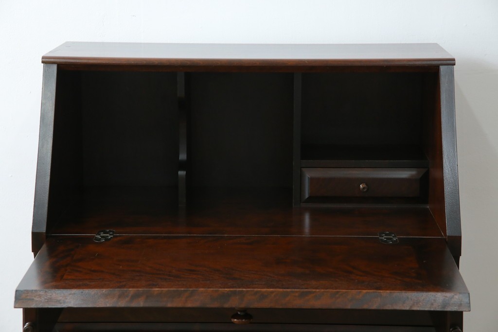 中古　美品　北海道民芸家具　シンプルながら細部までこだわり抜かれた作りが魅力のライティングビューロー　(R-084593)