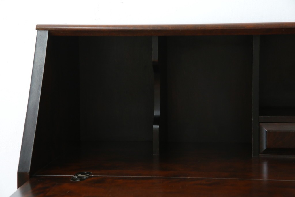 中古　美品　北海道民芸家具　シンプルながら細部までこだわり抜かれた作りが魅力のライティングビューロー　(R-084593)