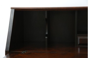 中古　美品　北海道民芸家具　シンプルながら細部までこだわり抜かれた作りが魅力のライティングビューロー　(R-084593)