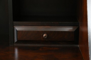 中古　美品　北海道民芸家具　シンプルながら細部までこだわり抜かれた作りが魅力のライティングビューロー　(R-084593)