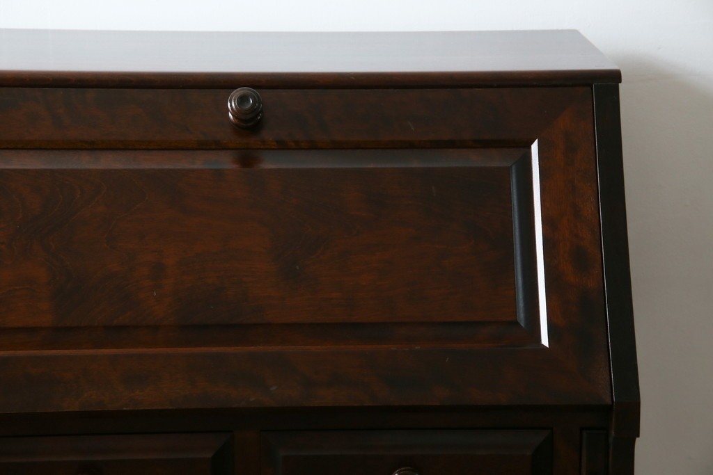 中古　美品　北海道民芸家具　シンプルながら細部までこだわり抜かれた作りが魅力のライティングビューロー　(R-084593)