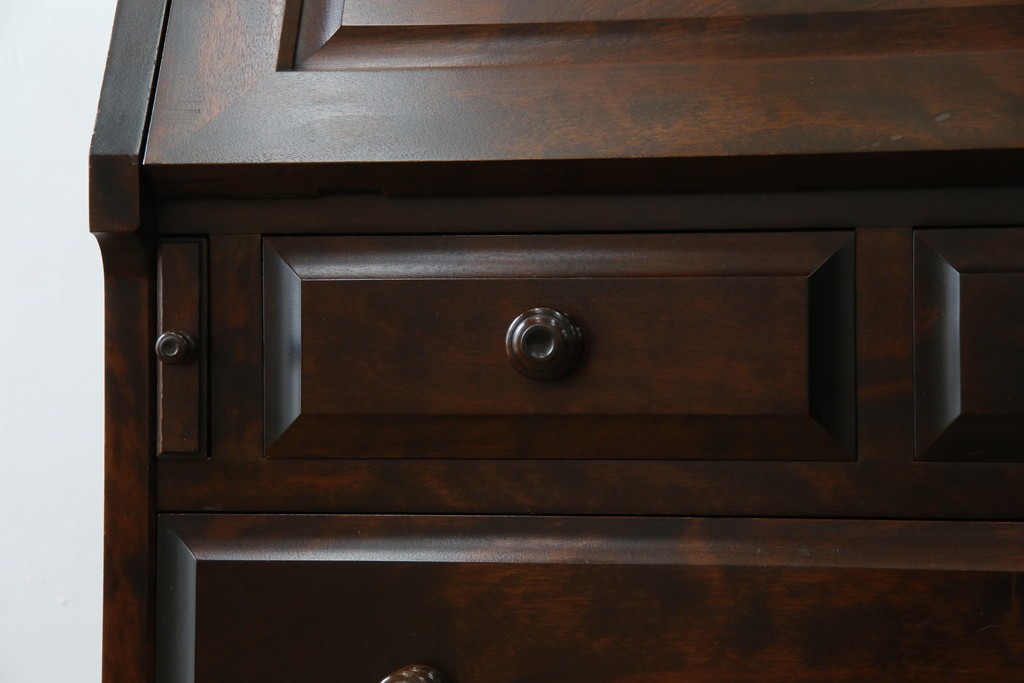 中古　美品　北海道民芸家具　シンプルながら細部までこだわり抜かれた作りが魅力のライティングビューロー　(R-084593)