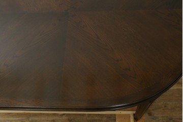 中古　美品　カリモク家具(karimoku)　ドマーニ(domani)　クイーンズライフ(QUEENS LIFE)　クラシカルな佇まいの6人掛けダイニングテーブル　定価約65万6千円　(R-084594)