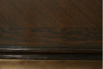 中古　美品　カリモク家具(karimoku)　ドマーニ(domani)　クイーンズライフ(QUEENS LIFE)　クラシカルな佇まいの6人掛けダイニングテーブル　定価約65万6千円　(R-084594)