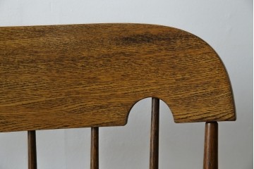 和製ヴィンテージ　キツツキ　ナラ材　カントリーやナチュラルスタイルに相性抜群なロッキングチェア　(R-084597)