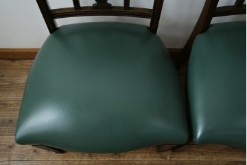 中古　美品　カリモク家具　domani(ドマーニ)　QUEENS LIFE(クイーンズライフ)　本革　優美なフォルムで格調高い雰囲気漂うダイニングチェア3脚　セット現行価格約66万円相当　(R-084600)