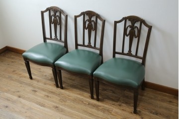 中古　美品　カリモク家具　domani(ドマーニ)　QUEENS LIFE(クイーンズライフ)　本革　優美なフォルムで格調高い雰囲気漂うダイニングチェア3脚　セット現行価格約66万円相当　(R-084600)