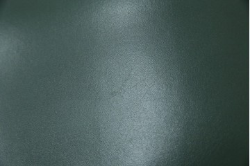 中古　美品　カリモク家具　domani(ドマーニ)　QUEENS LIFE(クイーンズライフ)　本革　優美なフォルムで格調高い雰囲気漂うダイニングチェア3脚　セット現行価格約66万円相当　(R-084600)