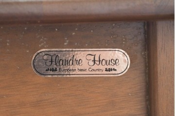 和製ビンテージ　maruni(マルニ木工)　オールドマルニ　フランドルハウス(Flandre House)　格式と機能美を備えたネストテーブル　(R-084606)