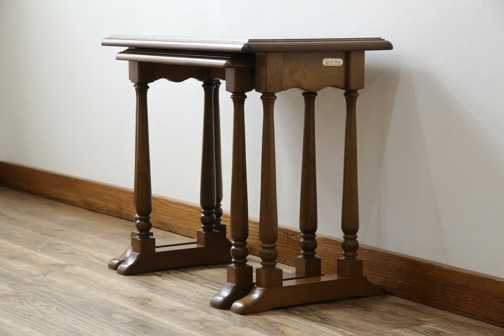 和製ヴィンテージ　maruni(マルニ木工)　オールドマルニ　フランドルハウス(Flandre House)　格式と機能美を兼ね備えたネストテーブル　(R-084606)