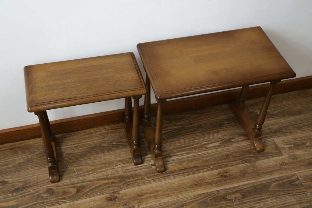 和製ヴィンテージ　maruni(マルニ木工)　オールドマルニ　フランドルハウス(Flandre House)　格式と機能美を兼ね備えたネストテーブル　(R-084606)