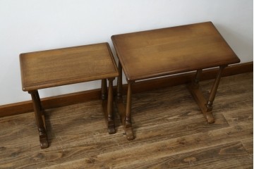 和製ヴィンテージ　maruni(マルニ木工)　オールドマルニ　フランドルハウス(Flandre House)　格式と機能美を兼ね備えたネストテーブル　(R-084606)